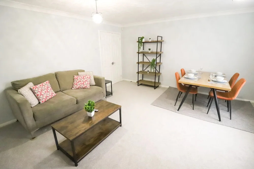 BookedUK New Flat in Bishop's Stortford