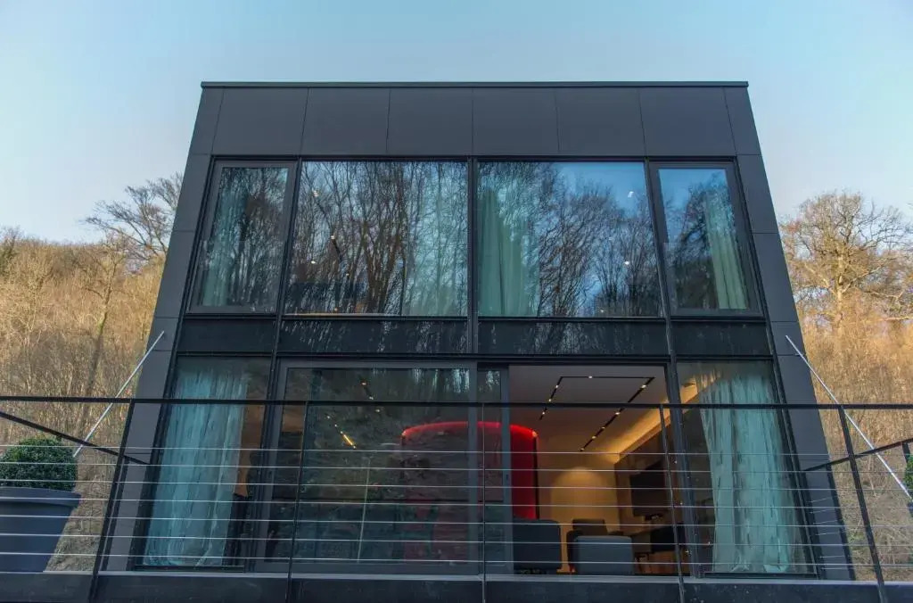 Le Cube