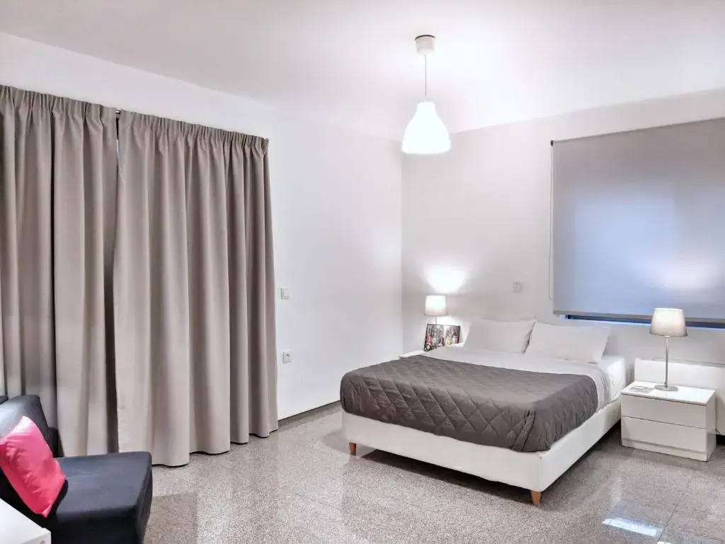Brand new budget apartment next to Iaso and Oaka