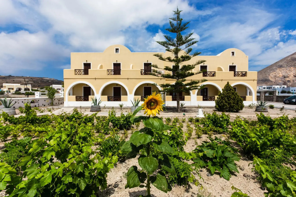 Mandilaria Studios