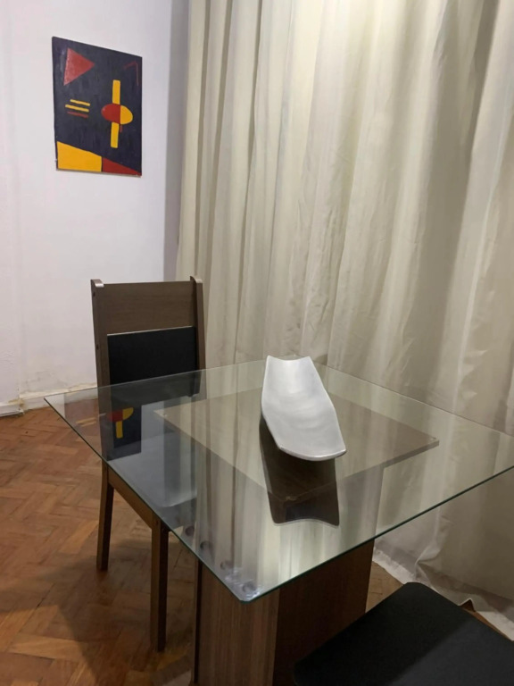 Apartamento mobiliado em Copacabana a 200m da praia