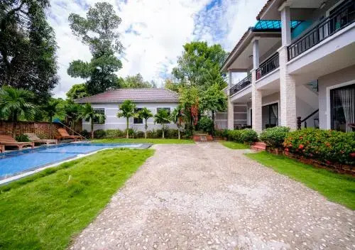 Lotus Villa Phu Quoc