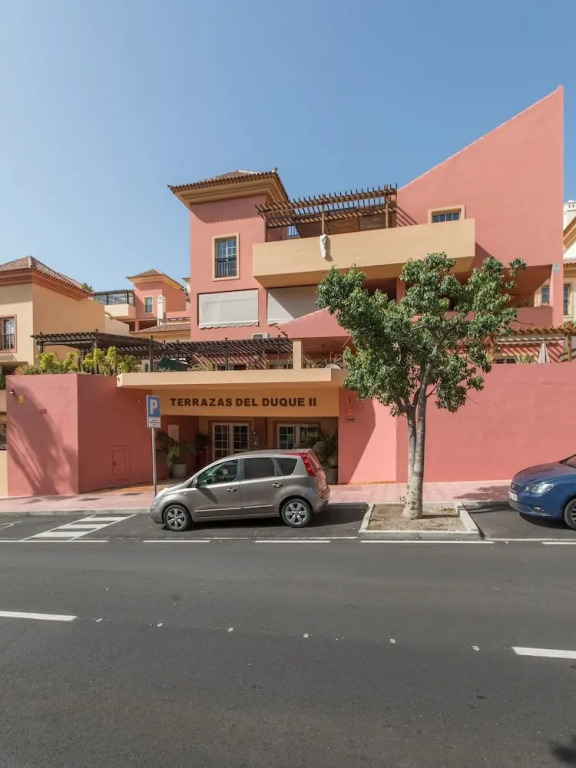 Terrazas del Duque Sun & BeachHouse in the New Golden Mile
