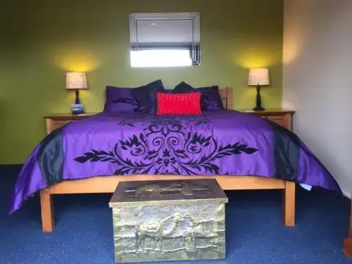 Harbour Lodge