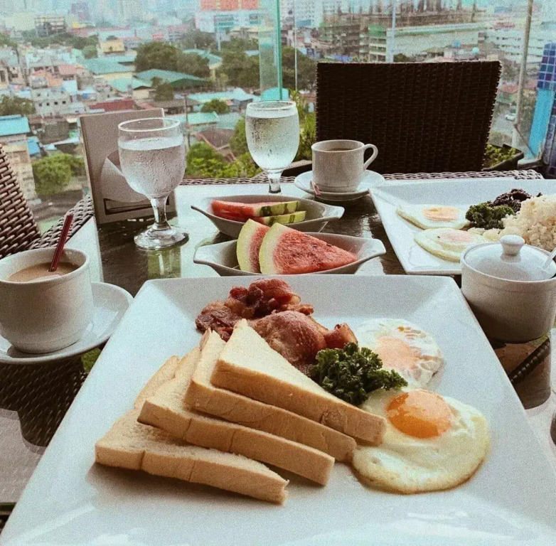 Selah Pods Hotel Manila