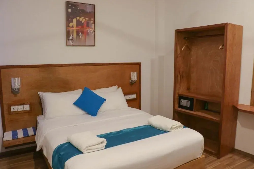 HudhuVeli Inn