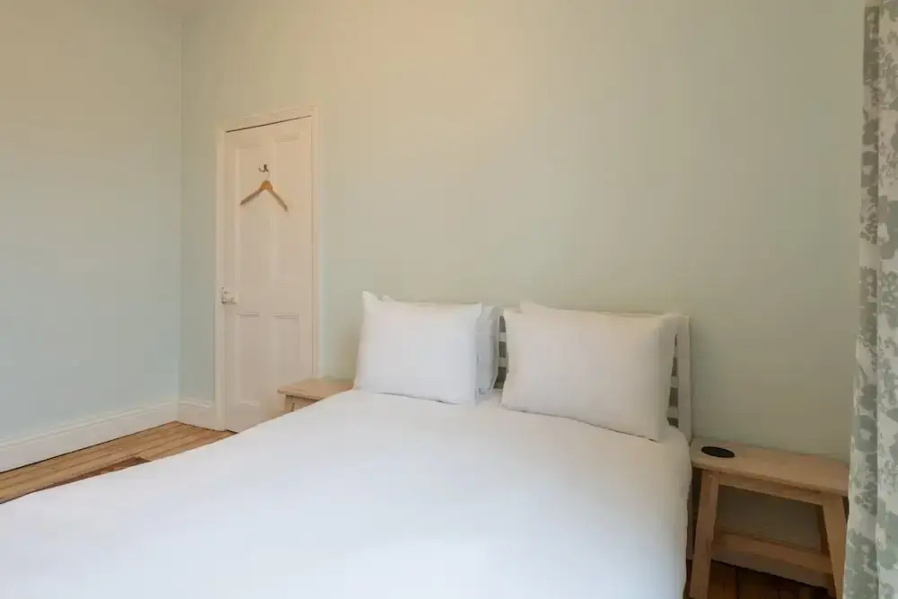 Host Stay Heather House