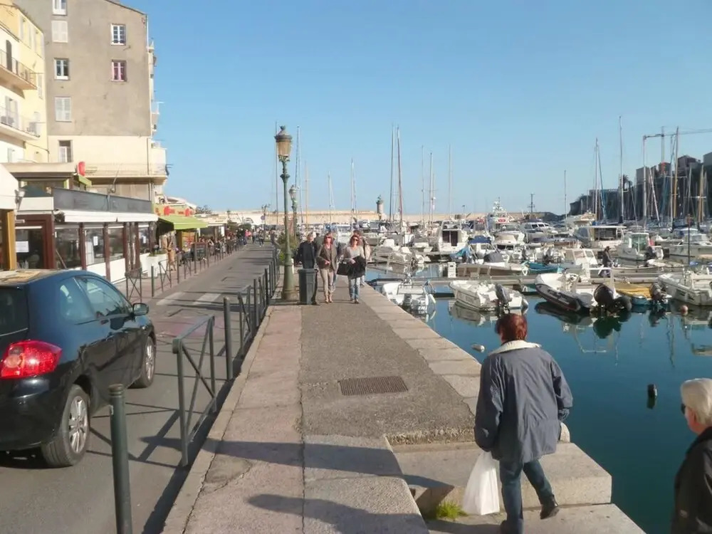 Apartment With one Bedroom in Bastia, With Furnished Garden and Wifi - 4 km From the Beach