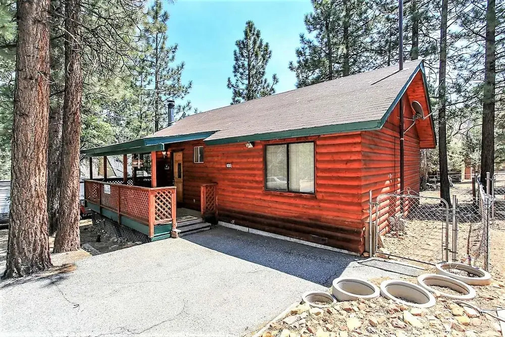 R & R Retreat-1767 by Big Bear Vacations
