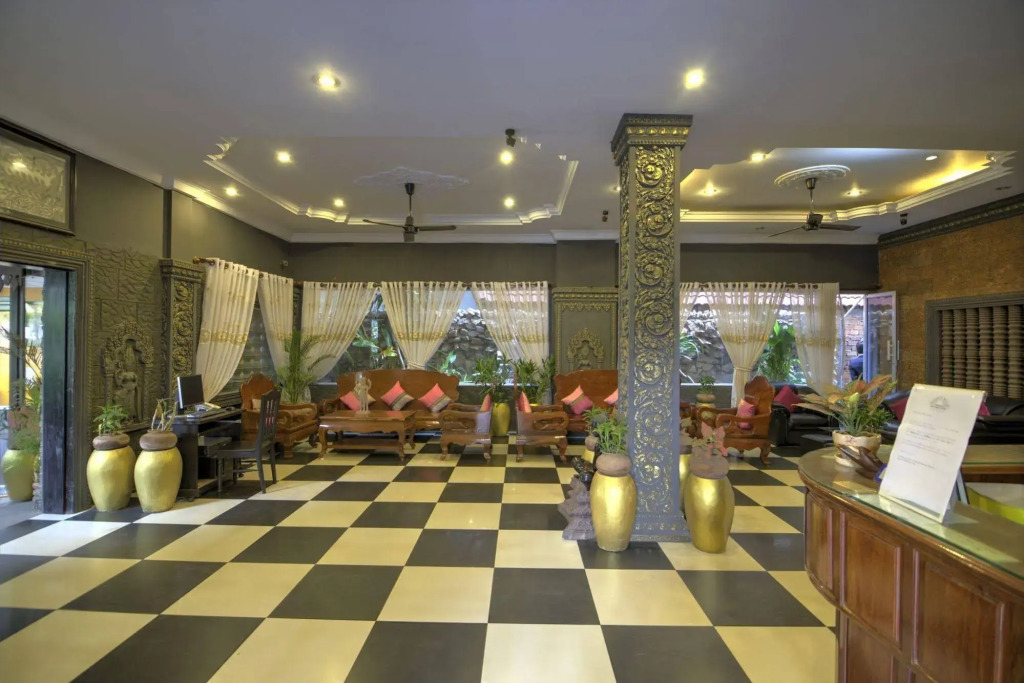 Popular Hotel & Spa