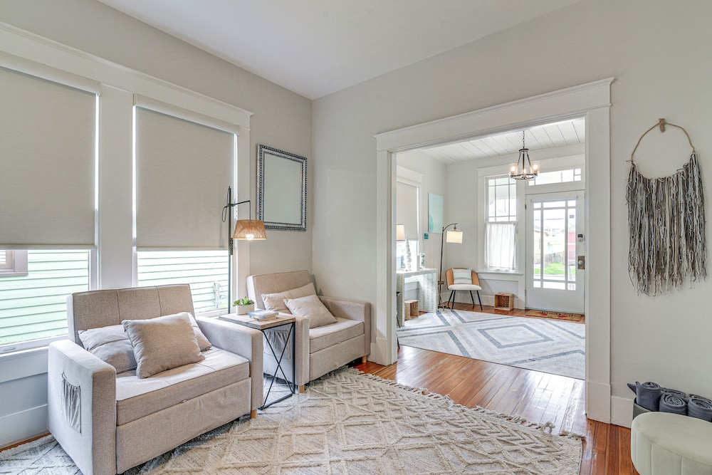 Wellness Suite + Sauna! Galveston Home By Seawall