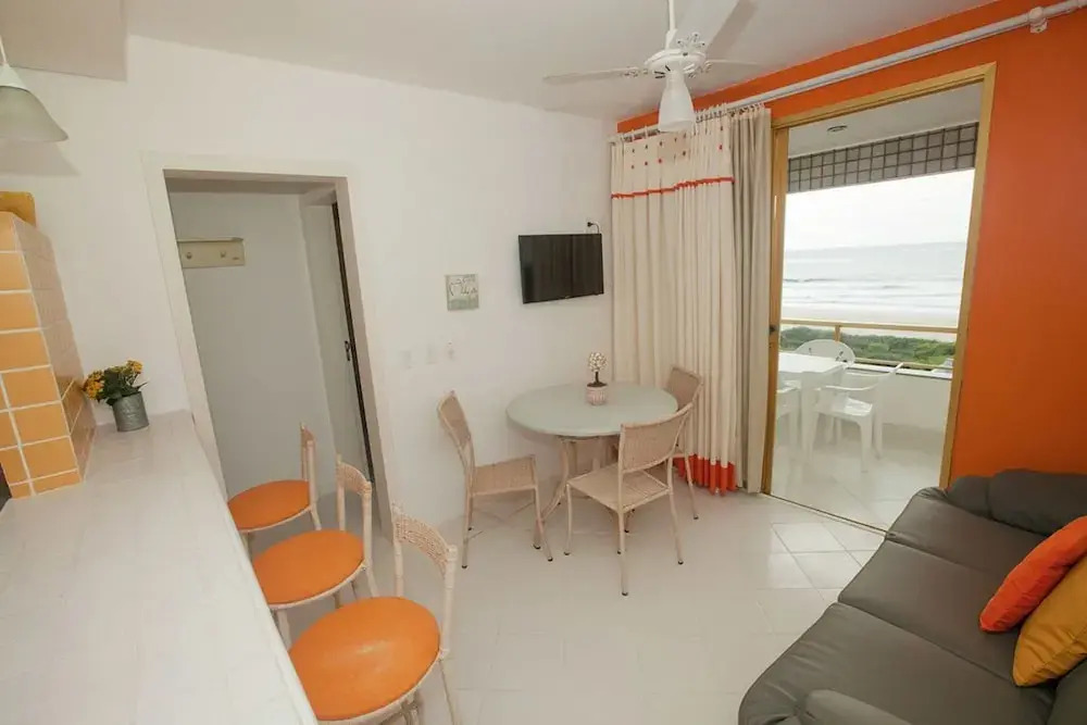 Entremares Residence