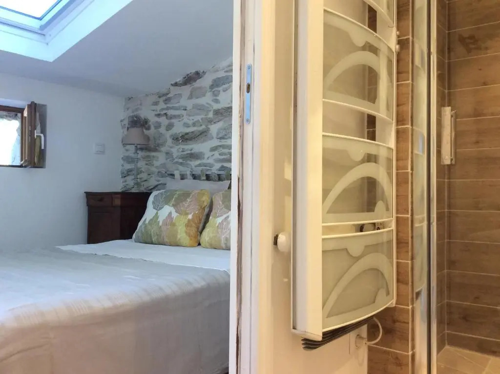 La Petite Bergerie, Les Hautes Roches (Adults Only)