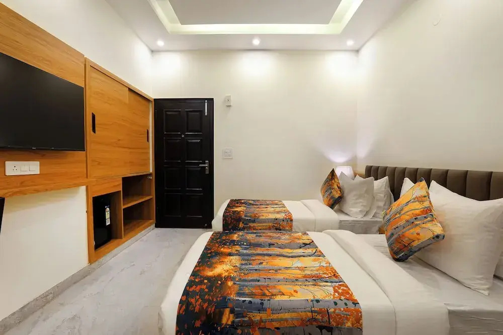 OPO Essential, Sector 21 Gurgaon