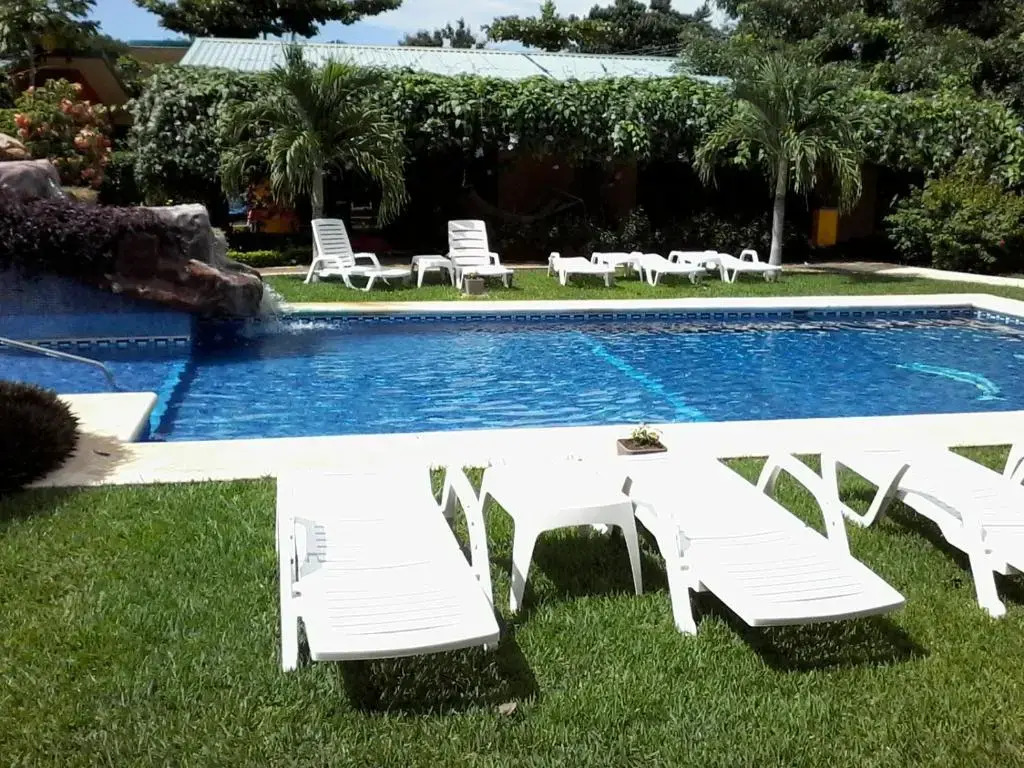 Apartments-Villas Playa Potrero 1