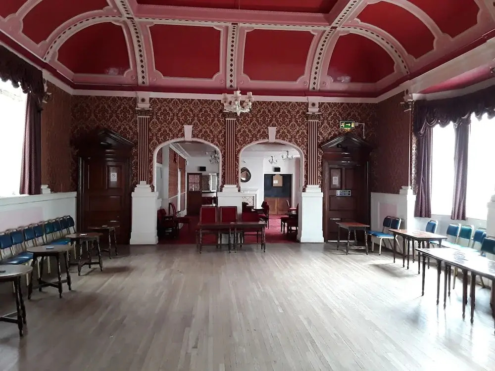 Royal Hotel