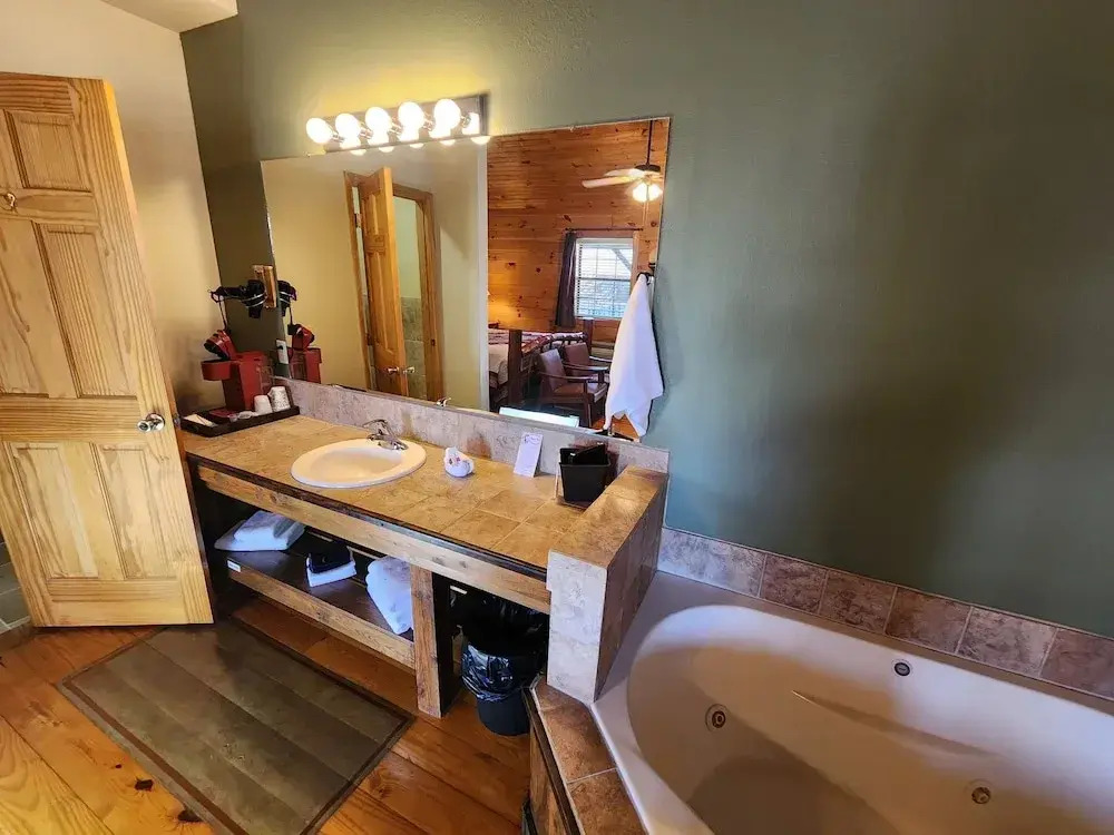 Lodge At Tellico