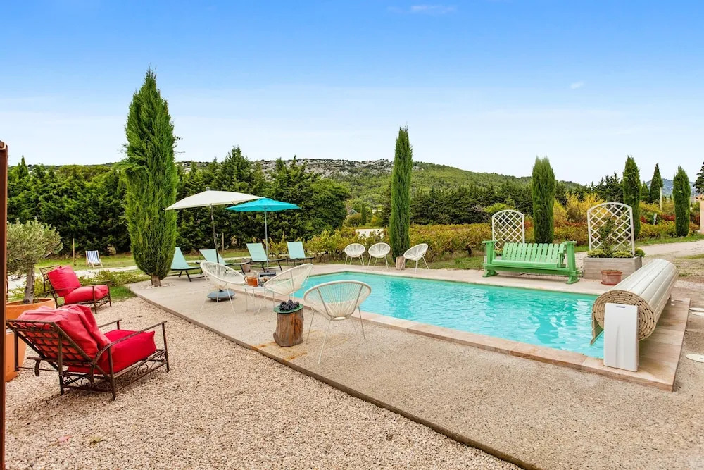 Villa with 3 Bedrooms in Beaumes-De-Venise, with Private Pool, Enclosed Garden And Wifi