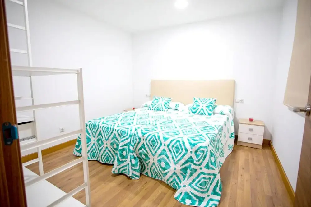 House With 3 Bedrooms in Goiás, Lalín, With Wonderful sea View, Terrace and Wifi