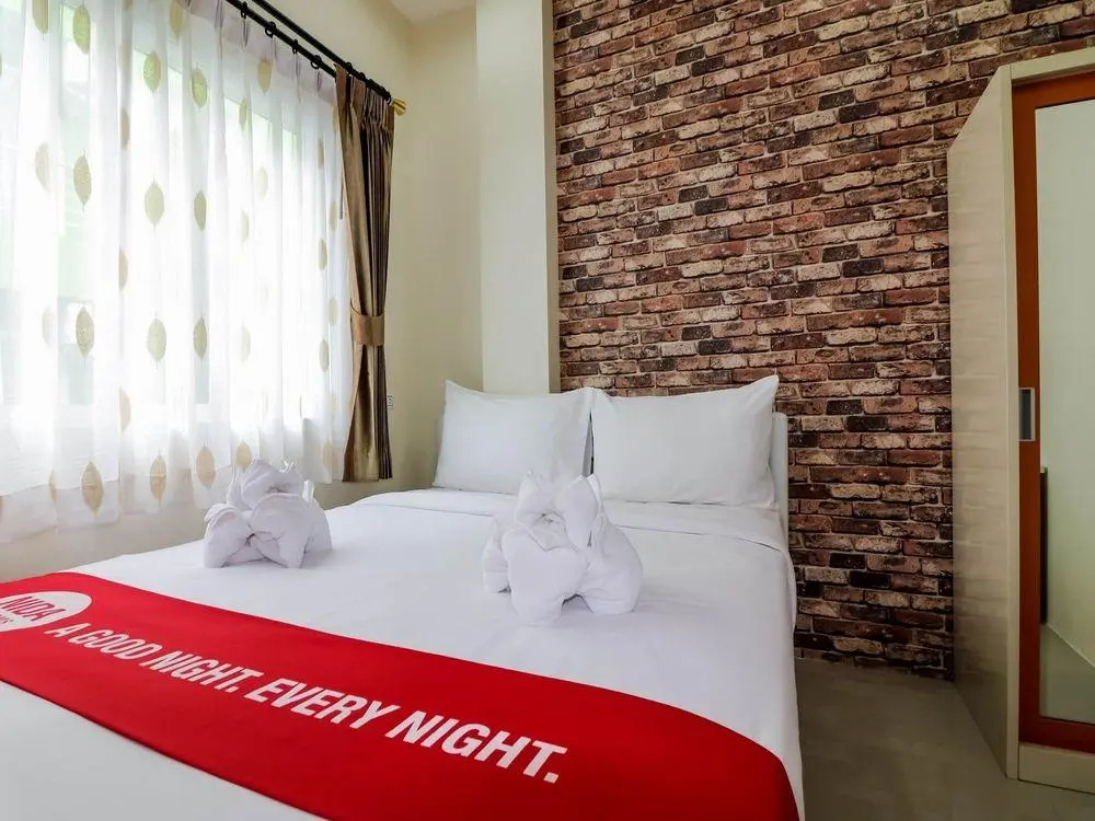 NIDA Rooms Patong Hill House