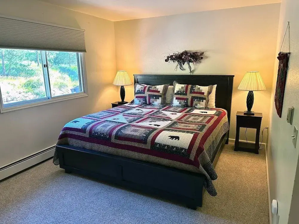 Fawn Valley Inn: 292 1 Bedroom Apts