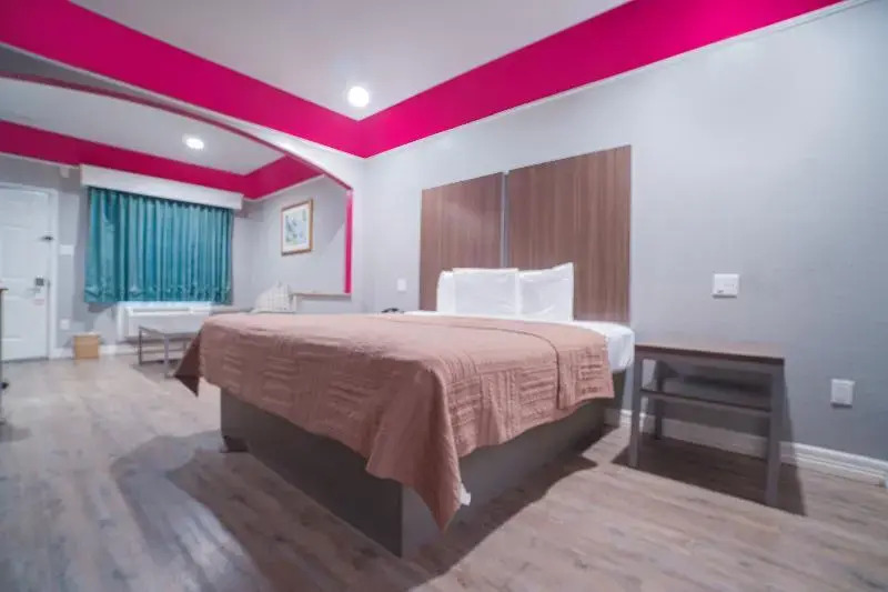 OYO Hotel Bliss Boardwalk