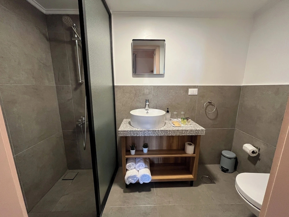 Beit Mirna Guesthouse & Chalet - Ehden