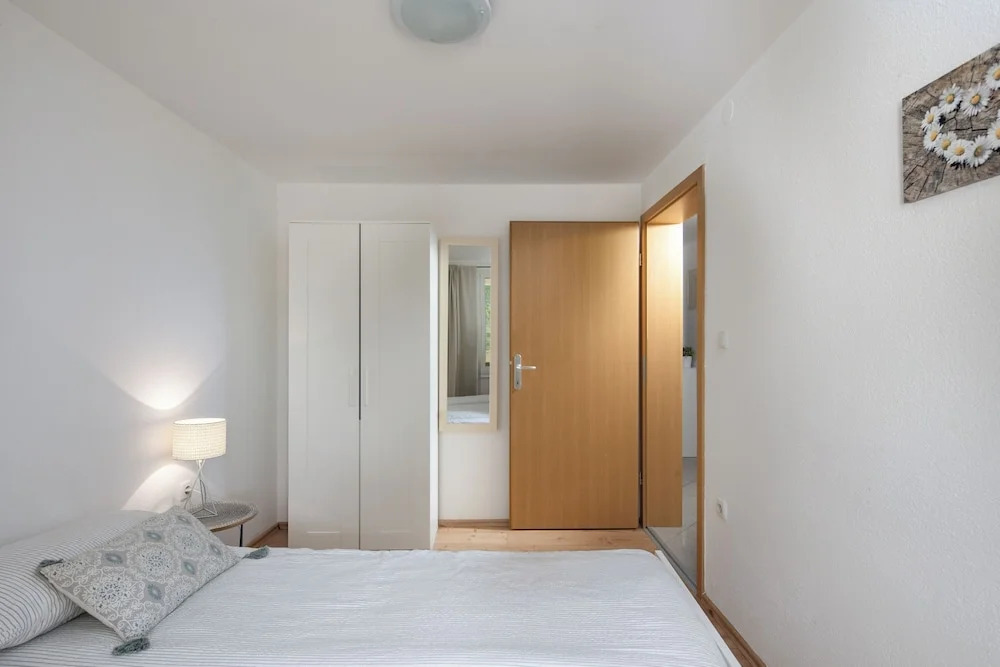 Villa Anna With Private Pool And Garden - Happy Rentals