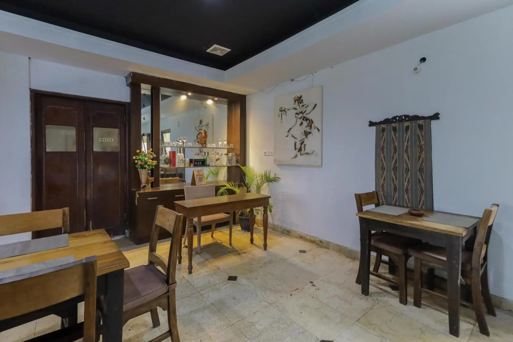 Urbanview Hotel Taman Suci Denpasar Bali