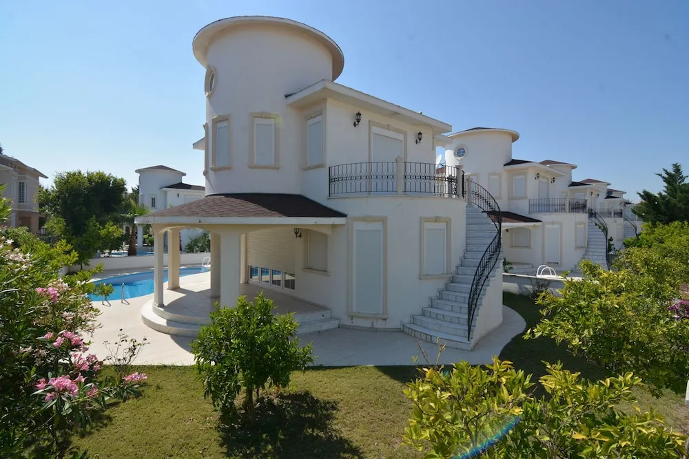 Bella Villa 7
