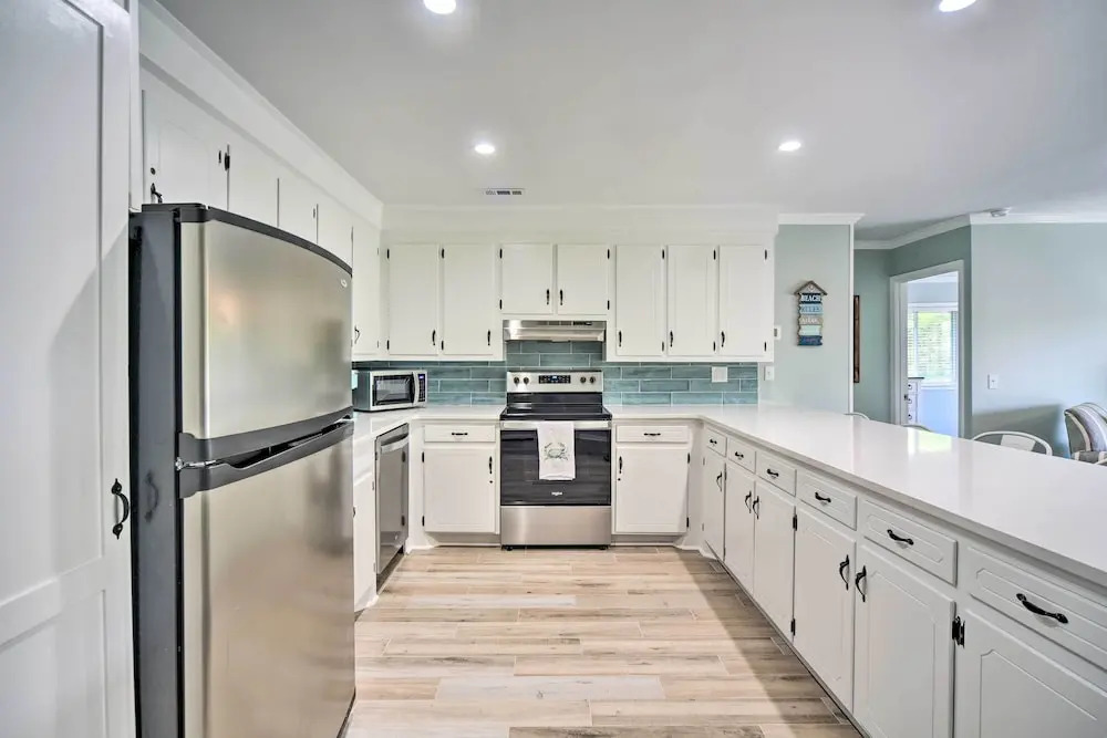 Sunny Edisto Island Duplex - Half Mile to Beach!