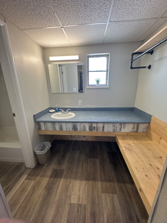 Tecumseh Inn & Suites