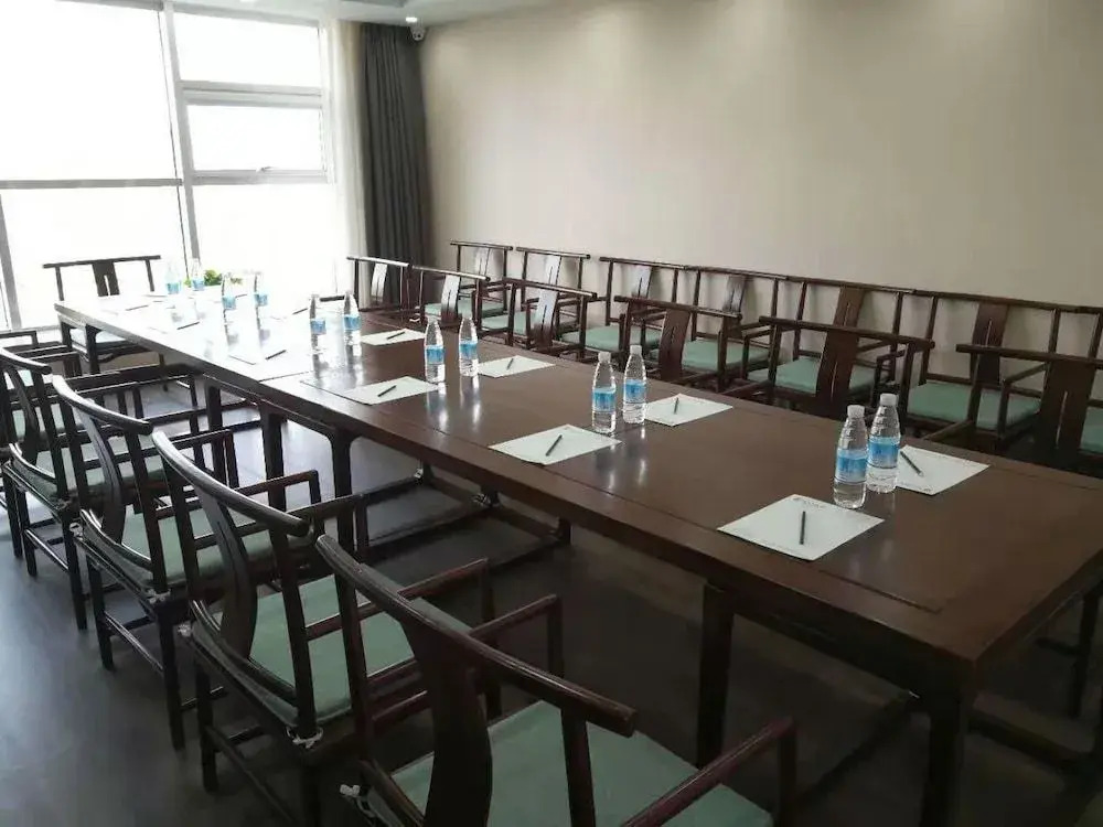 Yuan Se Ya Ju Hotel
