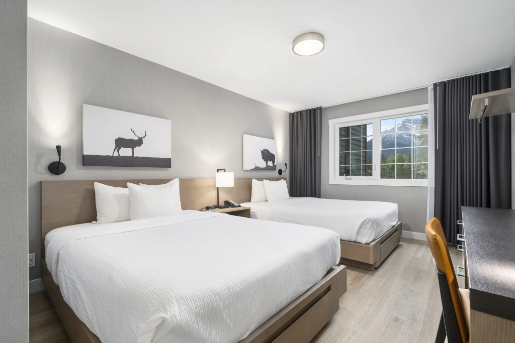 Lake Louise Inn