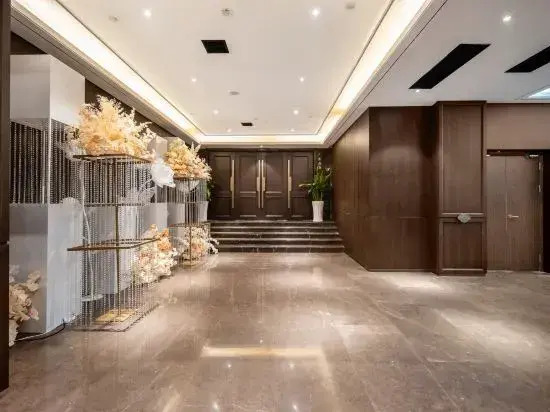 Till Bright Hotel, Ningyuan