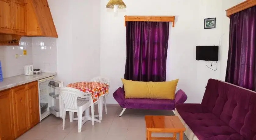 Ege Apartments