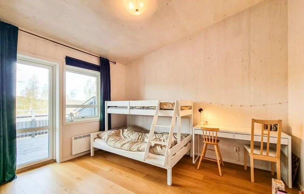 Lovely Home In Åsensbruk With Kitchen