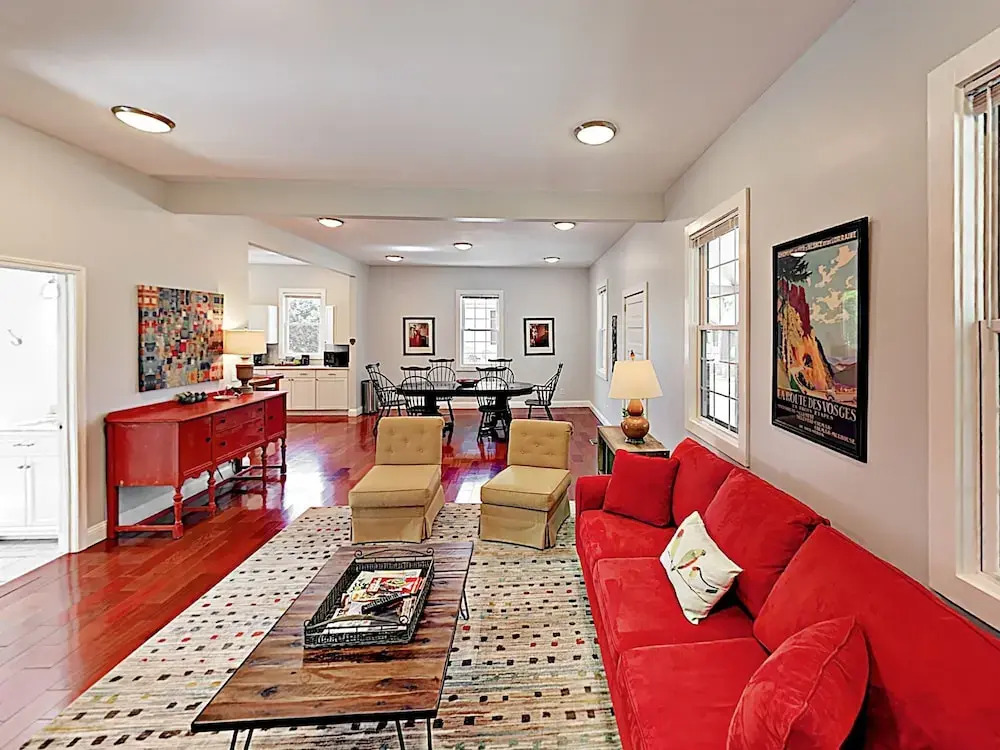7 3rd Street Home 2 Bedrooms 2 Bathrooms Home