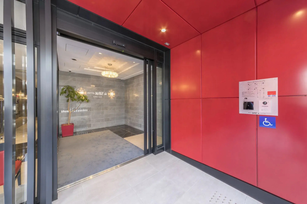 Hotel. Links Namba