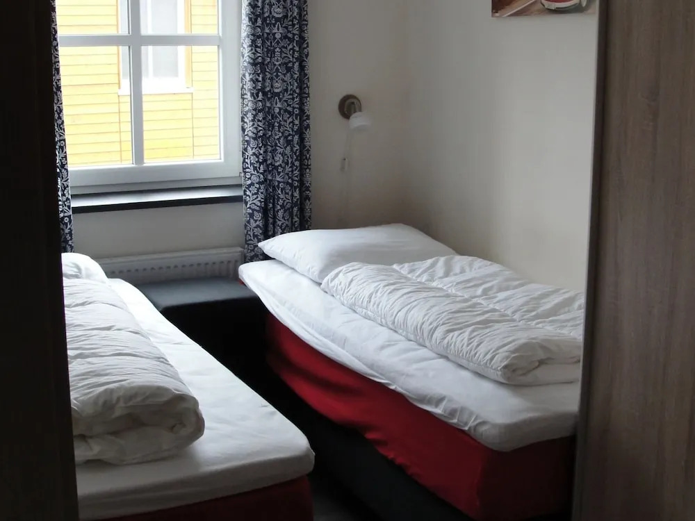 Tastefully Furnished Flat in a Quiet Location Near Ski Area Postwiese