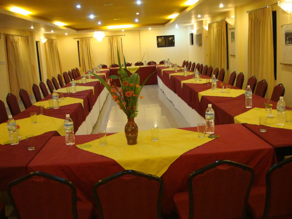 Royal Astoria Hotel