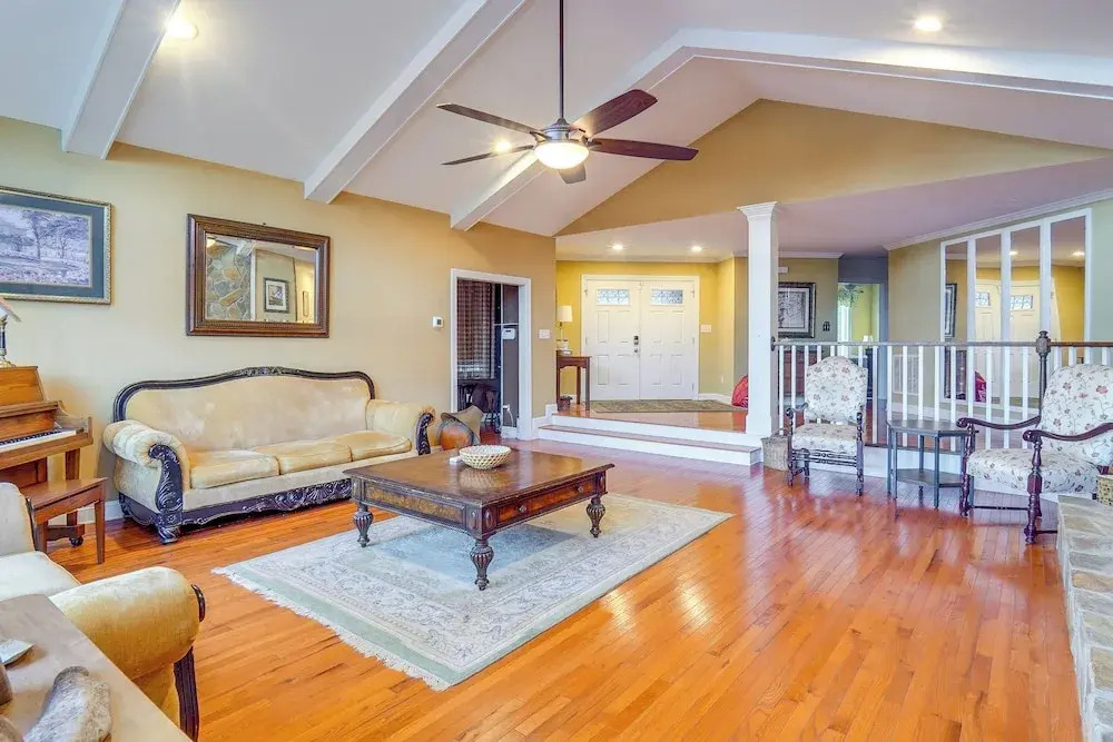 Spacious Lakefront Apt w/ Deck in Fayetteville