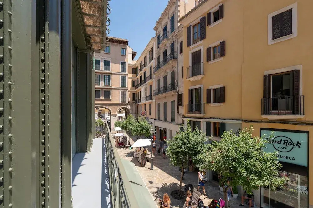 L'Aguila Suites Sagrera