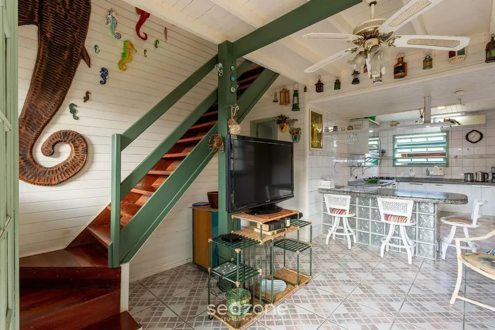 Pleasant Townhouse w/ BBQ 90m From the Sea Rdd657