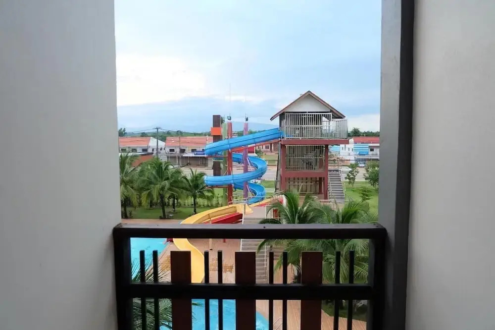 BK Place Hotel