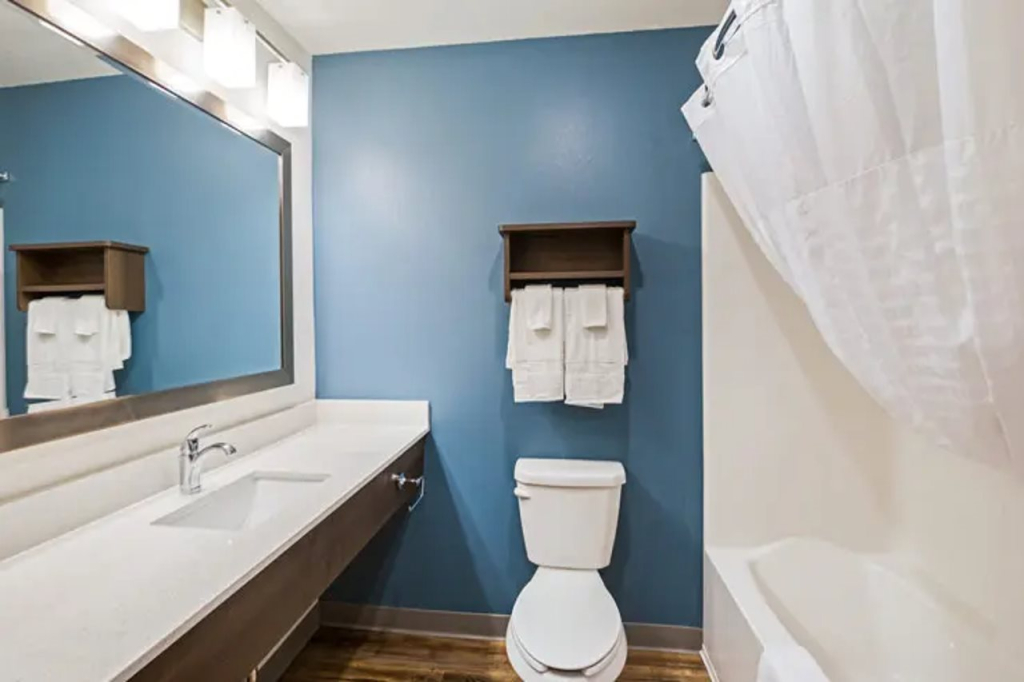 WoodSpring Suites Davenport Quad Cities