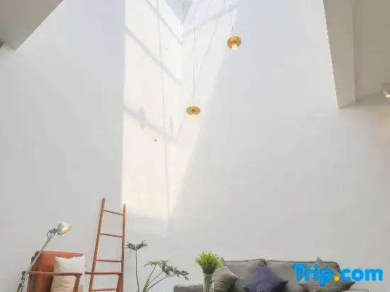 Wuzhen Xizha Shuxia Homestay