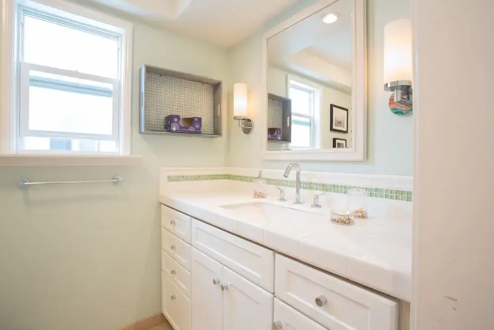 120 31st St B 3 Bedroom Duplex