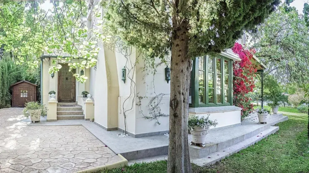 Selena - Luxurious Villa in Marbella Hill Club