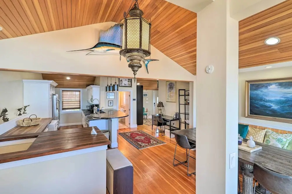 Waterfront Retreat w/ Deck ~ 7 Mi to Boston!